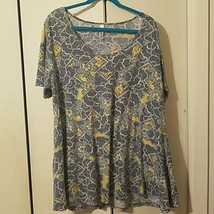 NWOT- Lularoe Perfect Tee - 2XL